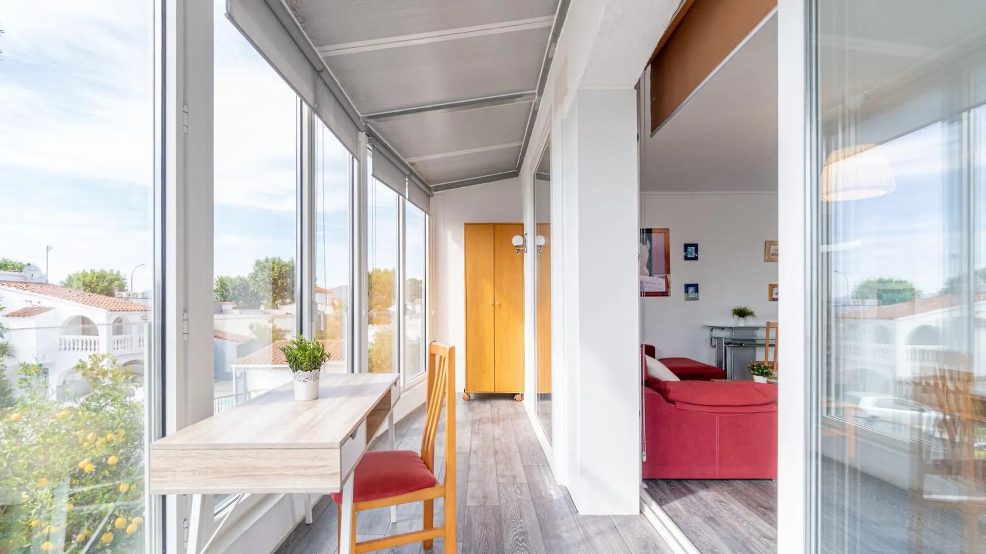 Apart-Rent Casa Con Piscina Montgri 0125 Empuriabrava